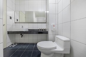 Sun Moon Lake ItaThao Vacation Inn with Elevator