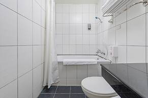 Sun Moon Lake ItaThao Vacation Inn with Elevator