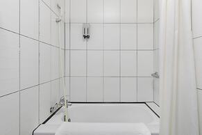 Sun Moon Lake ItaThao Vacation Inn with Elevator