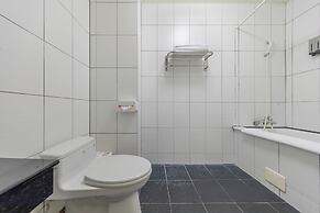 Sun Moon Lake ItaThao Vacation Inn with Elevator