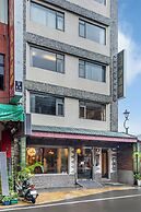 Sun Moon Lake ItaThao Vacation Inn with Elevator