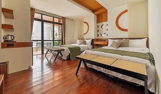 Sun Moon Lake ItaThao Vacation Inn with Elevator