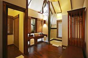 Pristine Lotus Resort