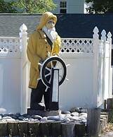 MacKenzie's Motel & Cottages