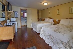 MacKenzie's Motel & Cottages