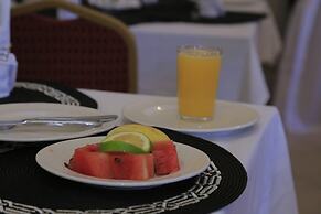 Executive Airport Hotel