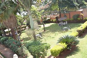 Executive Airport Hotel