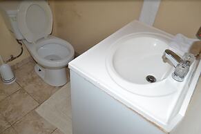 Executive Airport Hotel