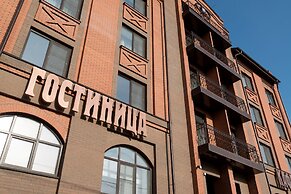 Hotel N