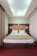 Hotel N