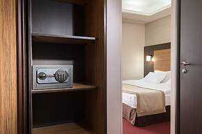 Hotel N
