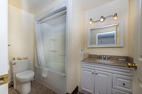 The Dockside Inn & Restaurant