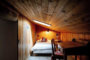 Hôtel Les Roches Fleuries