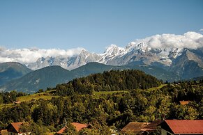 Hôtel Les Roches Fleuries