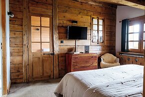 Hôtel Les Roches Fleuries