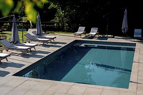 Hôtel Les Roches Fleuries