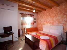 La Casa Rossa Country House