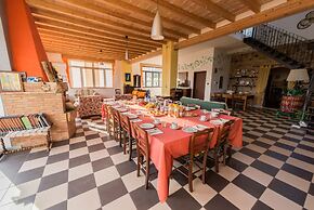 La Casa Rossa Country House