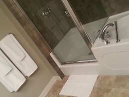 Pinnacle Inn & Suites Aspen