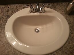 Pinnacle Inn & Suites Aspen