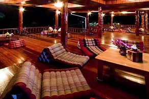 Haad Yao Over Bay Resort