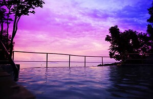 Haad Yao Over Bay Resort