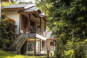 Haad Yao Over Bay Resort