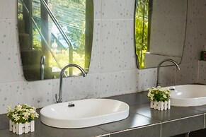 Haad Yao Over Bay Resort