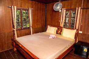 Haad Yao Over Bay Resort