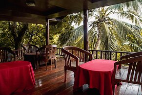 Haad Yao Over Bay Resort