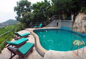 Haad Yao Over Bay Resort