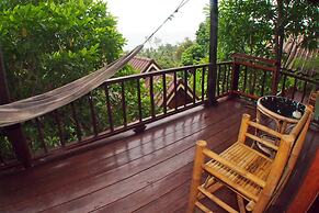 Haad Yao Over Bay Resort