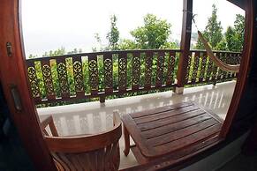 Haad Yao Over Bay Resort