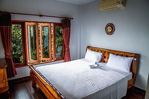 Haad Yao Over Bay Resort