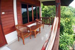 Haad Yao Over Bay Resort