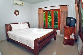 Haad Yao Over Bay Resort