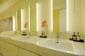 Spa & Capsule Hotel Grandpark Inn Kitasenju