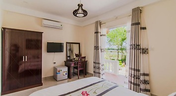 The Moon River Homestay & Villa