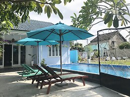 The Moon River Homestay & Villa