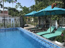 The Moon River Homestay & Villa