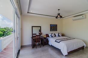 The Moon River Homestay & Villa