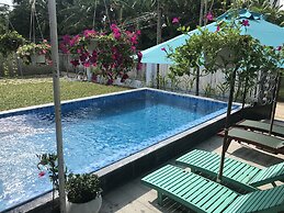 The Moon River Homestay & Villa