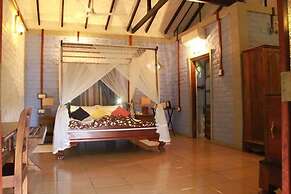 Lake Serenity Boutique Hotel