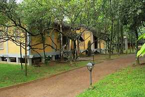 Lake Serenity Boutique Hotel