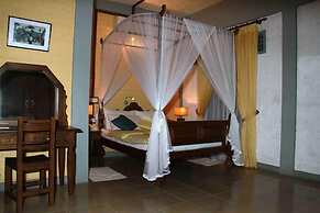 Lake Serenity Boutique Hotel