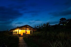 Lake Serenity Boutique Hotel