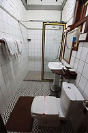 Lake Serenity Boutique Hotel