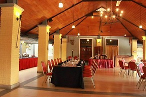Lake Serenity Boutique Hotel