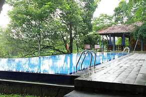 Lake Serenity Boutique Hotel