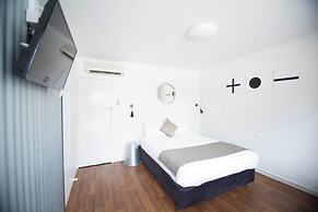 Siesta Central Apartments